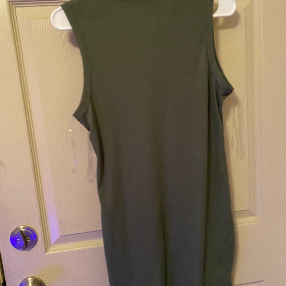 Never worn